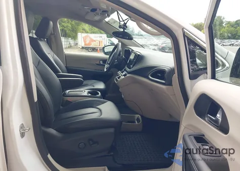 2024 Chrysler Pacifica Touring L Awd из США, поврежденный, VIN 2C4RC3BG3RR127399